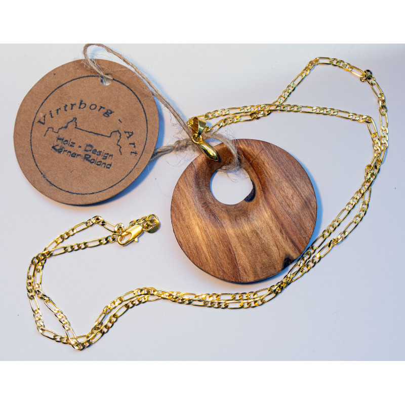 Holzschmuck